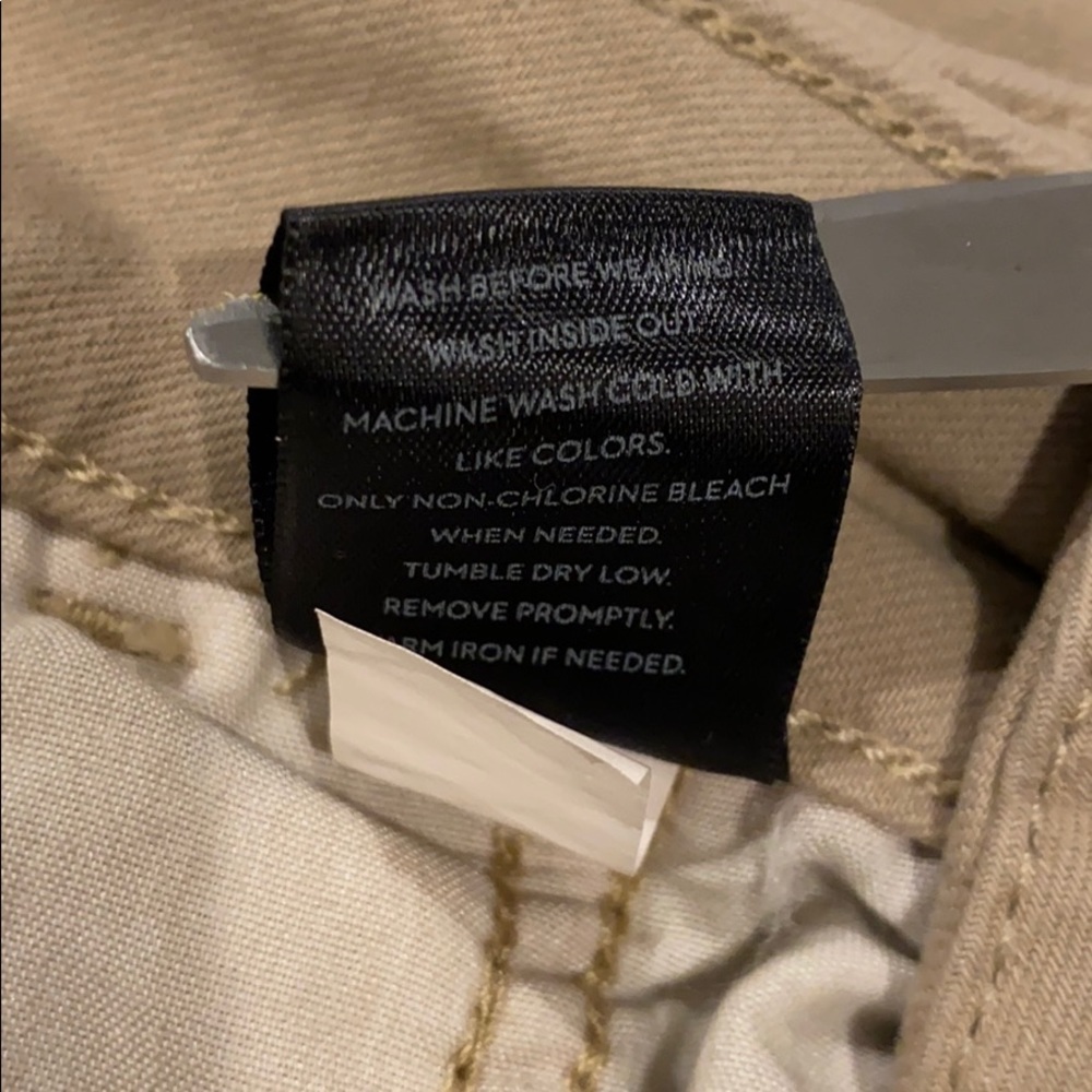 Crop Wide-Leg Tan Jeans w/ Side Pocket Buttons - Picture 11 of 11